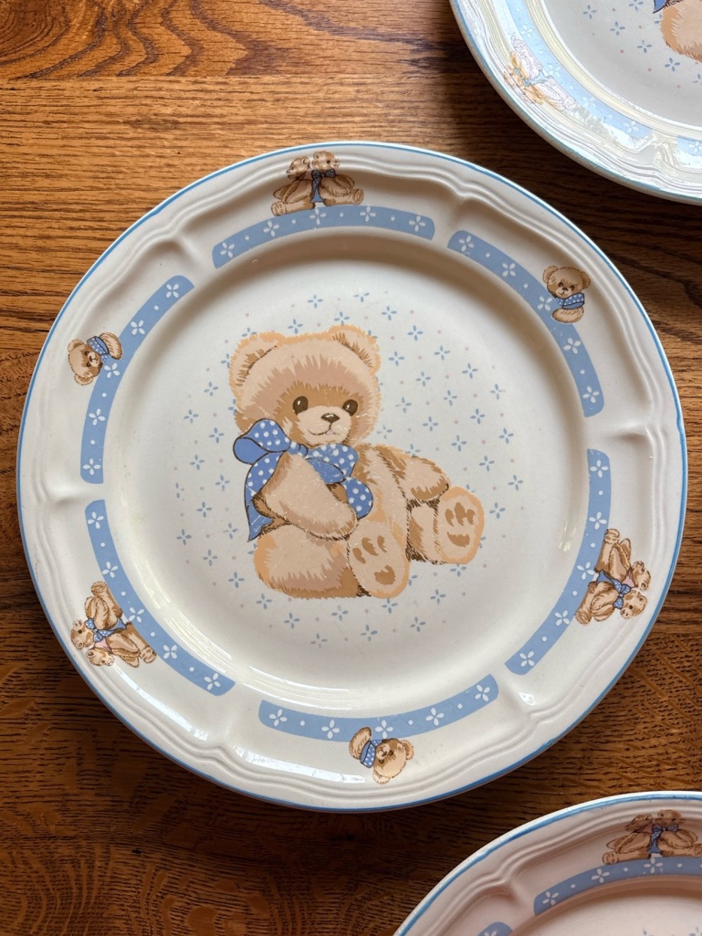 Vintage TIENSHAN Stoneware “Country Bear” Dinner Plates - Set of 4- ~10.5 inches - Picture 3 of 15